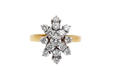 Lot 320 - A DIAMOND SNOWFLAKE CLUSTER RING