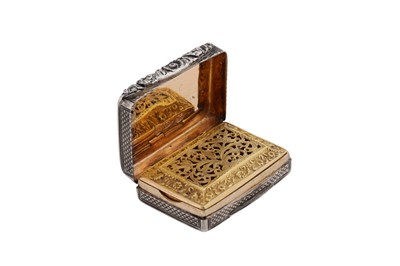 Lot 42 - A George IV sterling silver vinaigrette, Birmingham 1828 by John Bettridge