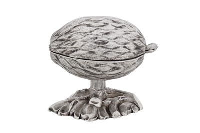 Lot 350 - Judaica – An early 20th century German 800 standard silver etrog box, Berlin circa 1900 by H. Meyen and Co