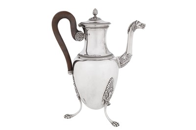 Lot 368 - A Louis XVIII / Charles X early 19th century French 950 standard silver coffee pot, Paris circa 1820 by Louis Fillette (reg. 1818, biff. 23 April 1829)