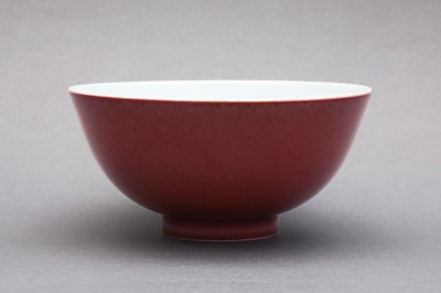 Lot 46 - A FINE CHINESE MONOCHROME COPPER RED-GLAZED BOWL