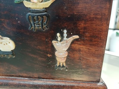 Lot 85 - λ A CHINESE HARDSTONE AND IVORY-INLAID WOOD VANITY BOX