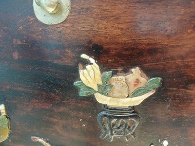 Lot 85 - λ A CHINESE HARDSTONE AND IVORY-INLAID WOOD VANITY BOX
