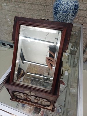 Lot 85 - λ A CHINESE HARDSTONE AND IVORY-INLAID WOOD VANITY BOX