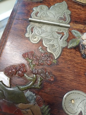 Lot 85 - λ A CHINESE HARDSTONE AND IVORY-INLAID WOOD VANITY BOX