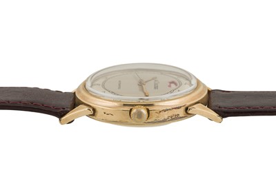 Lot 220 - A MEN'S LeCOULTRE POWERMATIC WRISTWATCH