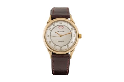 Lot 52 - A MEN'S LeCOULTRE 'POWERMATIC' WRISTWATCH