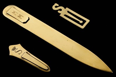 Lot 233 - A fine vintage high carat gold bookmark with...