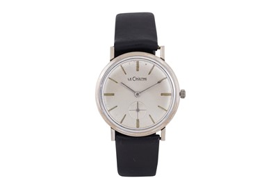 Lot 57 - MEN'S LeCOULTRE DRESS WATCH