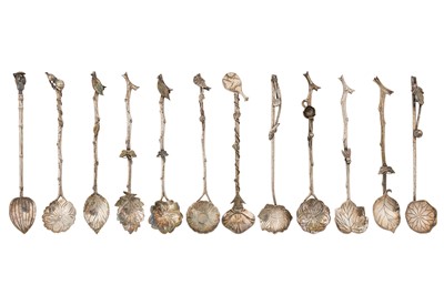 Lot 184 - A set of twelve early 20th century Chinese export silver teaspoons, Shanghai circa 1930, marked Bao, retailed by Y. T. Kan