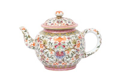 Lot 584 - A CHINESE FAMILLE-ROSE WHITE-GROUND TEAPOT AND COVER