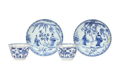 Lot 26 - A PAIR OF CHINESE BLUE AND WHITE CUPS AND A PAIR OF SAUCERS