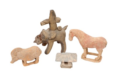 Lot 709 - A GROUP OF CHINESE POTTERY FIGURES