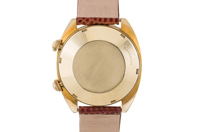 Lot 215 - A MEN'S LeCOULTRE MASTER MEMOVOX ALARM WRISTWATCH