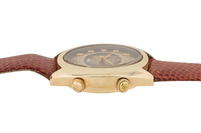 Lot 215 - A MEN'S LeCOULTRE MASTER MEMOVOX ALARM WRISTWATCH