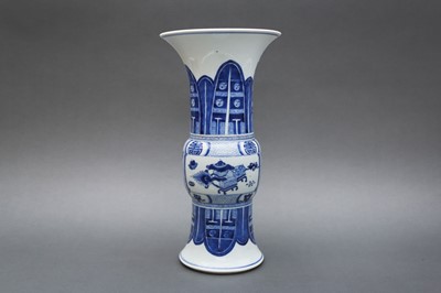 Lot 25 - A LARGE CHINESE BLUE AND WHITE BEAKER VASE, GU