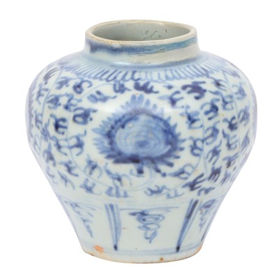 Lot 276 - A small Chinese blue and white jar, Ming dynasty