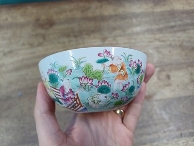 Lot 110 - A CHINESE FAMILLE-ROSE 'HUNDRED BOYS' BOWL
