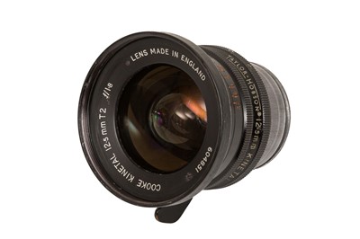 Lot 157 - A Taylor Hobson 12.5mm T2 f/1.8 Cooke Kinetal Lens