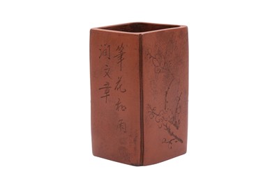 Lot 957 - A CHINESE SQUARE-SECTION YIXING ZISHA BRUSH POT, BITONG
