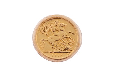 Lot 66 - A HALF SOVEREIGN COIN RING