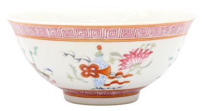 Lot 571 - A CHINESE FAMILLE-ROSE 'BAJIXIANG' BOWL