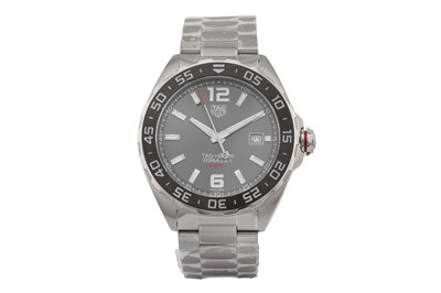Lot 23 - Men's Tag Heuer 'Formula 1' Bracelet Watch