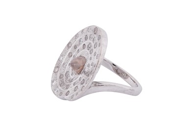 Lot 233 - DE BEERS | A 'TALISMAN' DIAMOND RING