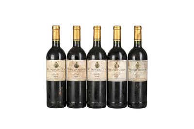 Lot 272 - SOUTH AFRICA 1998 VEENWOUDEN PRIVATE CELLAR MERLOT PAARL 5x75cl AND CLASSIC PAARL 4x75cl