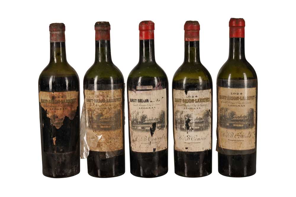 Lot 53 - BORDEAUX, RED 1924 LARRIVET HAUT BRION, GRAND PREMIER CRU DE GRAVES 5x75cl