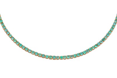 Lot 279 - AN EMERALD LINE CHOKER