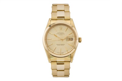 Lot 33 - Men's Vintage Rolex 'Date' Bracelet Watch