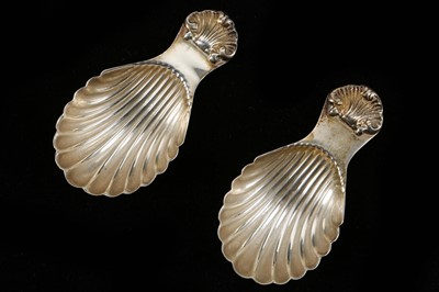 Lot 281 - A nice pair of white metal tea caddy spoons...