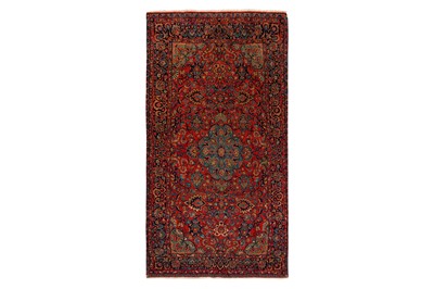Lot 95 - AN ANTIQUE SAROUK RUG, WEST PERSIA