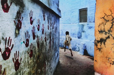 Lot 297 - Steve McCurry (b.1950)