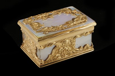 Lot 309 - An exquisite antique continental high carat...