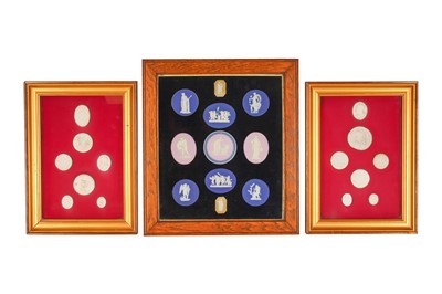 Lot 117 - A COLLECTION OF WEDGWOOD-STYLE JASPERWARE AND GRAND TOUR PLAQUES, 19TH AND 20TH CENTURY