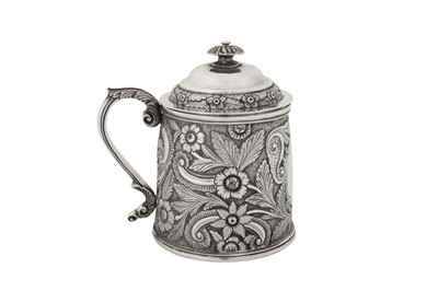 Lot 92 - An early 19th century Indian colonial silver covered mug, Calcutta circa 1830 by Twentyman and Co (active 1818-20, then 1824-53)