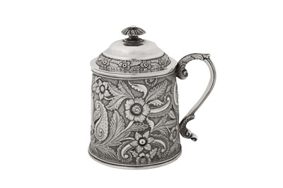 Lot 92 - An early 19th century Indian colonial silver covered mug, Calcutta circa 1830 by Twentyman and Co (active 1818-20, then 1824-53)