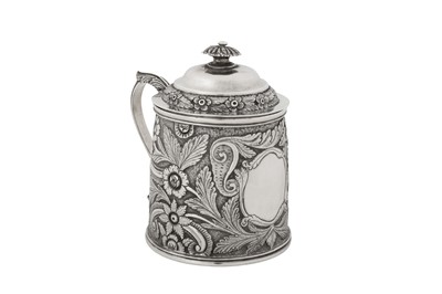Lot 92 - An early 19th century Indian colonial silver covered mug, Calcutta circa 1830 by Twentyman and Co (active 1818-20, then 1824-53)