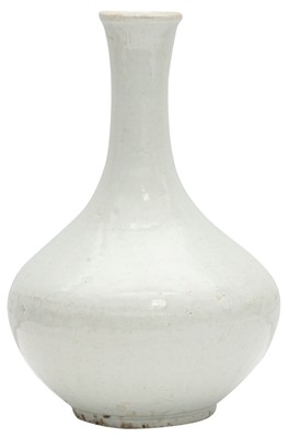 Lot 436 - A KOREAN WHITE-GLAZED VASE