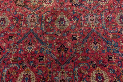 Lot 80 - A FINE LARGE INDO-TABRIZ CARPET