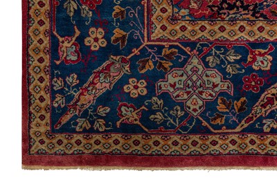 Lot 80 - A FINE LARGE INDO-TABRIZ CARPET