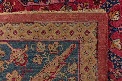 Lot 80 - A FINE LARGE INDO-TABRIZ CARPET