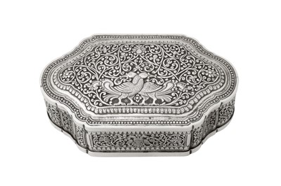 Lot 158 - An early 20th century Ceylonese (Sri Lankan) unmarked silver lime box, Kandy circa 1910