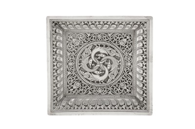 Lot 199 - An early to mid - 20th century Ceylonese (Sri Lankan) silver dish, Kandy circa 1920 – 40 by Kandyan Arts Association