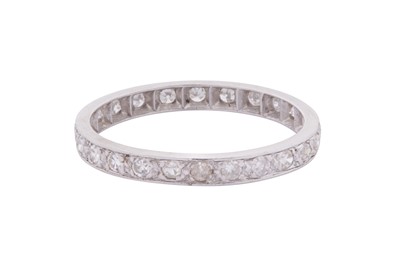 Lot 150 - A FULL ETERNITY DIAMOND RING