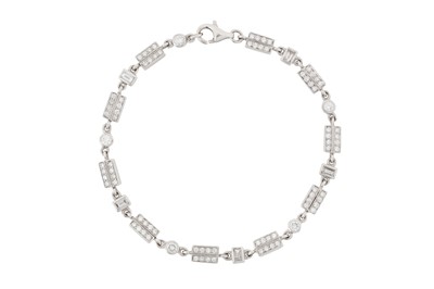 Lot 232 - A DIAMOND BRACELET