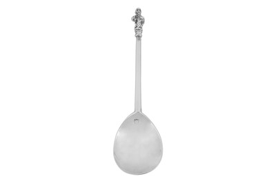 Lot 486 - An Elizabeth I sterling silver apostle spoon, London 1599 by T over a Crescent (unidentified)