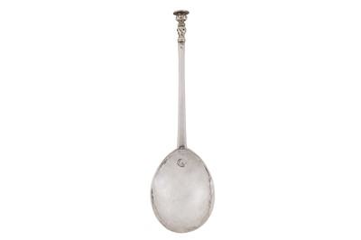 Lot 488 - A Charles I provincial West Country silver seal top spoon, Exeter dated 1637 by George Barnes (free. 1628, d, 1646)